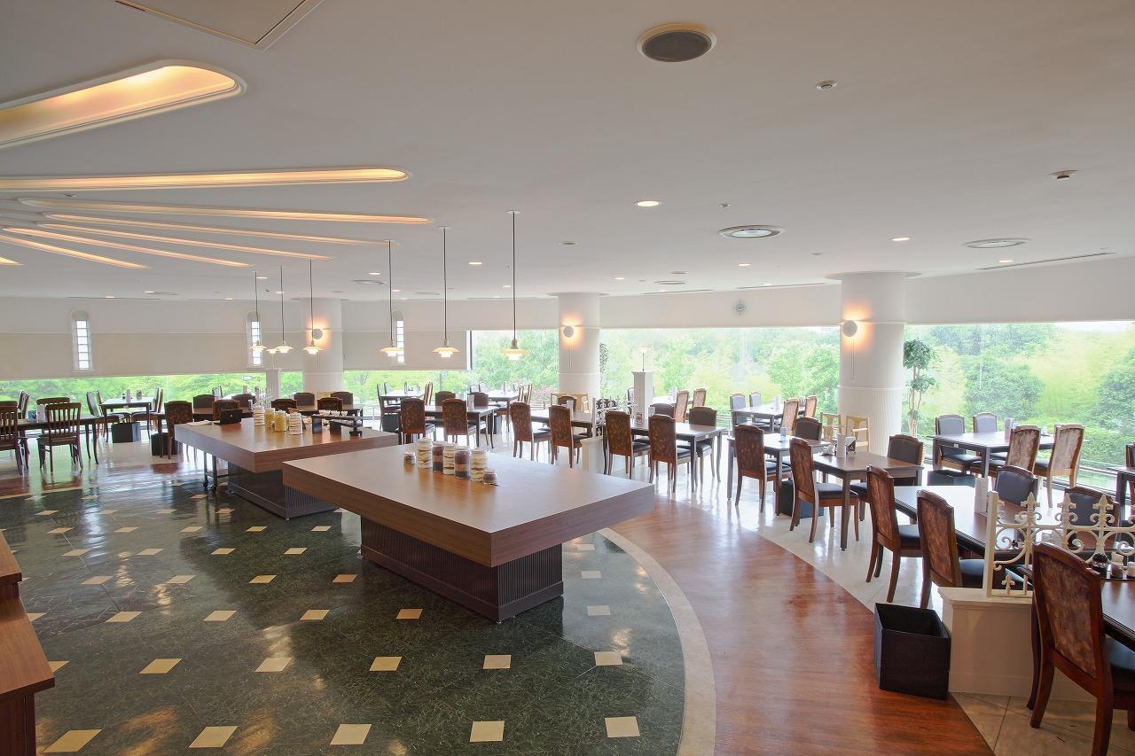 Shiawase No Mura Hotel Кобе Екстериор снимка
