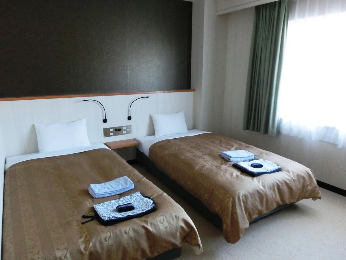 Shiawase No Mura Hotel Кобе Екстериор снимка