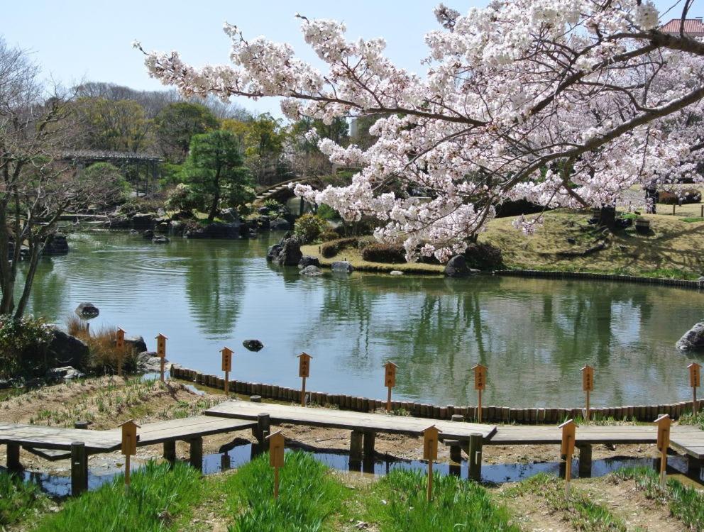 Shiawase No Mura Hotel Кобе Екстериор снимка